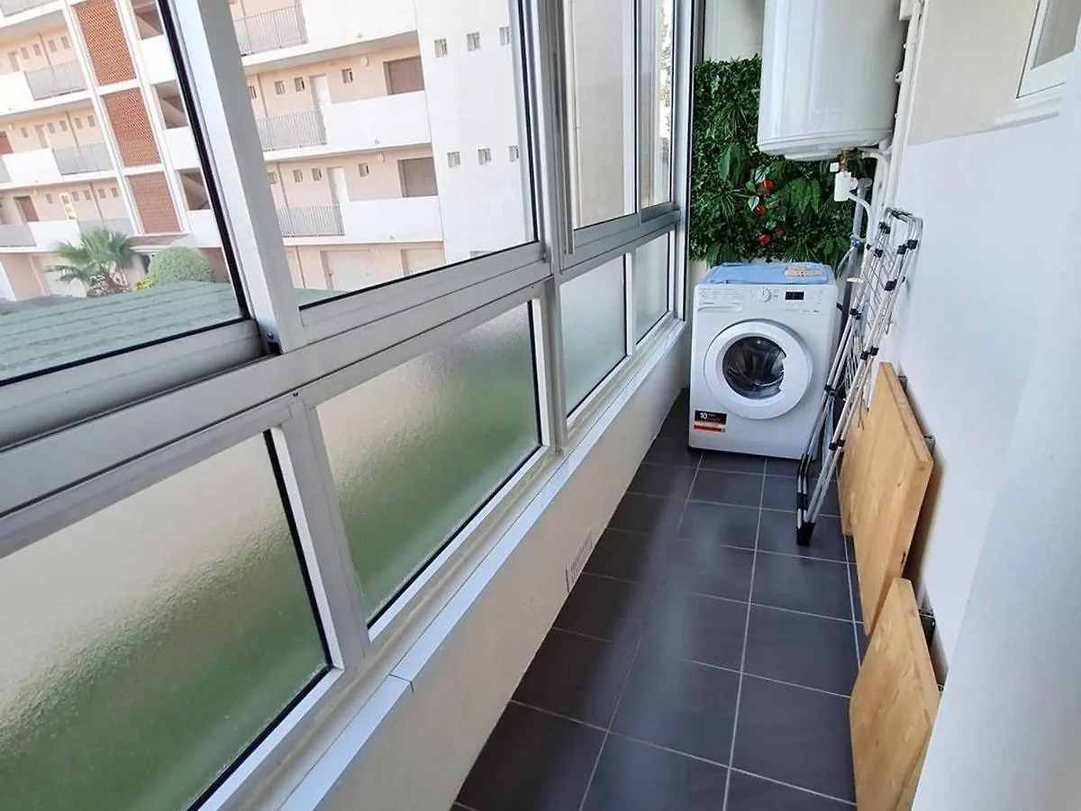 T2 Climatise Avec Jardin, Wi-Fi Et Parking Securise A 100 M Des Plages - Fr-1-316-301 Six-Fours-les-Plages 0*,  France
