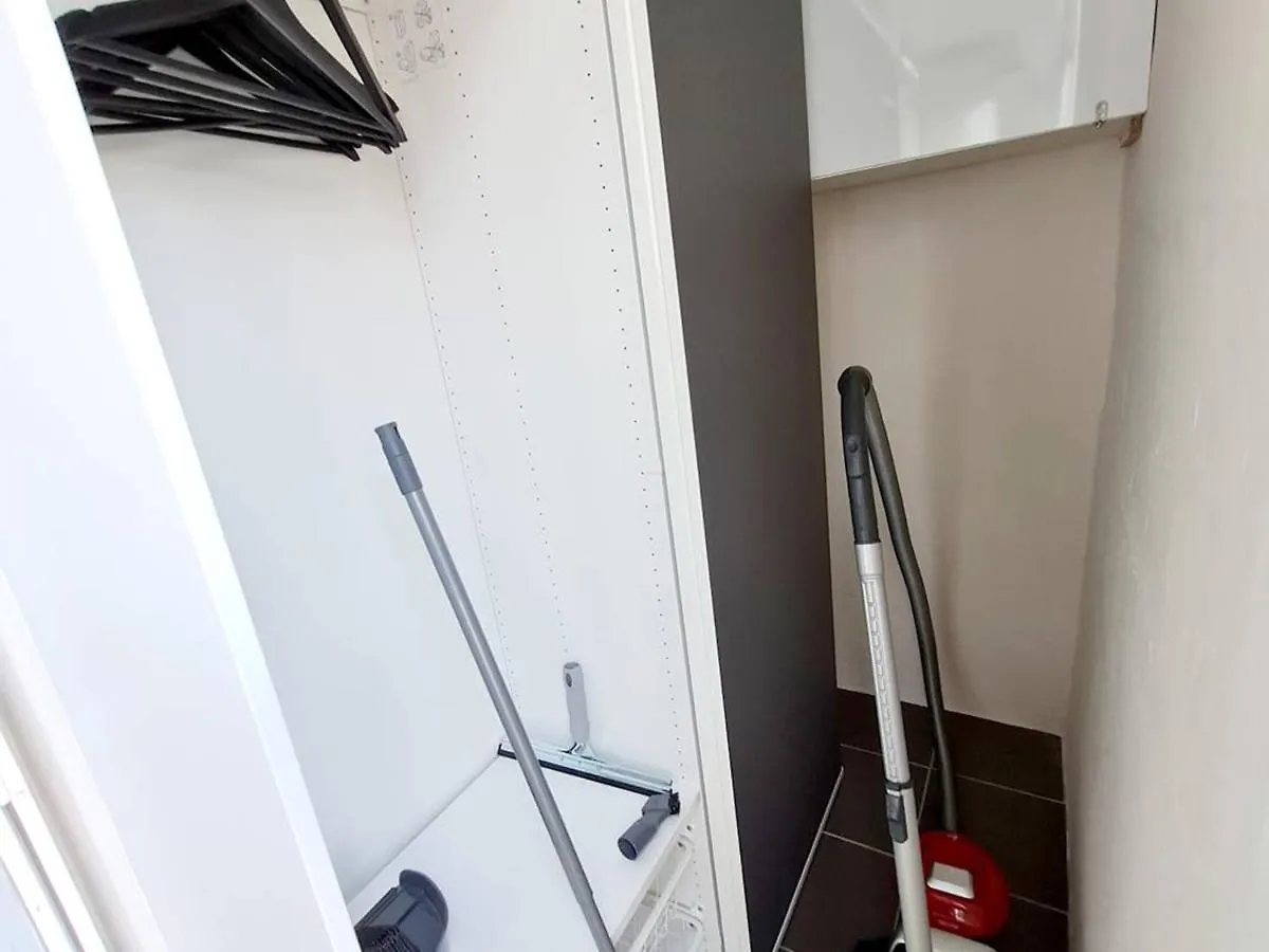 T2 Climatise Avec Jardin, Wi-Fi Et Parking Securise A 100 M Des Plages - Fr-1-316-301 Six-Fours-les-Plages Apartment