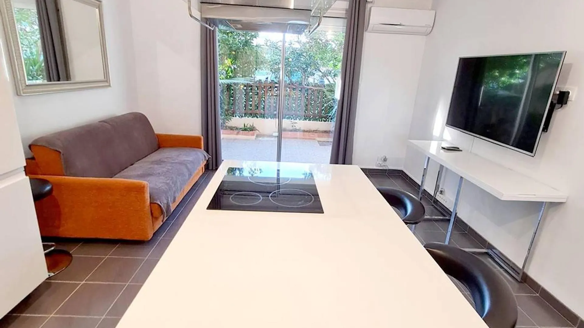 Apartment T2 Climatise Avec Jardin, Wi-Fi Et Parking Securise A 100 M Des Plages - Fr-1-316-301 Six-Fours-les-Plages